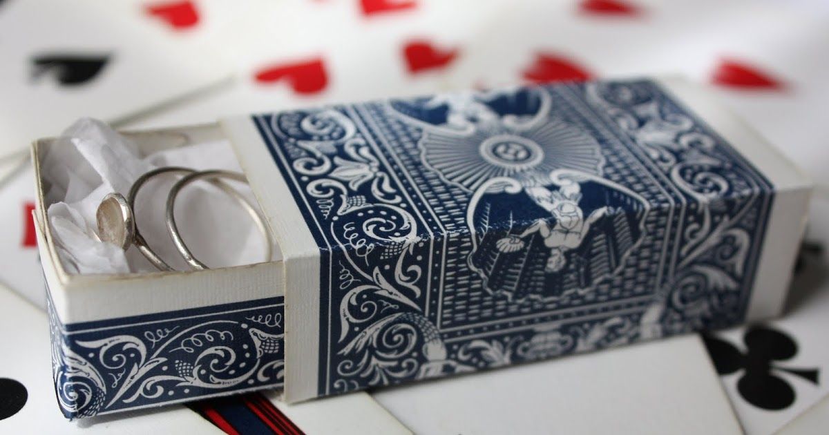 A image of custom playing card boxes in USA