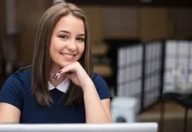 5 Reasons Why You Should Consider Going to Esthetician School Esthetician School